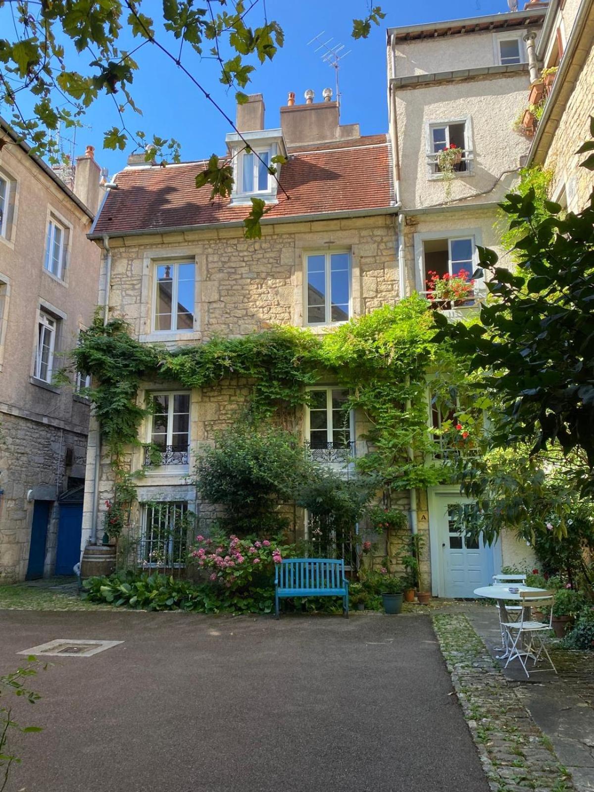 Besancon: Charmant Duplex Au Pied De La Citadelle Zewnętrze zdjęcie